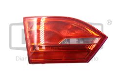 Farol Traseira Esquerda 5C6945093A 89451052302 VW Jetta DPA