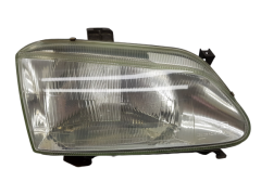 Farol Direito 260101792R Megane Scenic Renault Valeo 4868