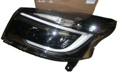 Farol Esquerdo Novo Original 260602422R Renault Trafic 3