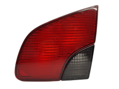 Farol Direito Traseira Peugeot 406 6351H6 45505 Kombi AXO Scintex