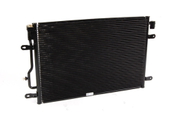 Condensador de ar condicionado 8E0260403B 22600746801 Audi A4 A6 Vika