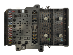 Caixa de fusíveis Chrysler Dodge P04707994AE 19636