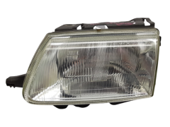 Farol Esquerdo Citroen Saxo 6204N5 88201760 Valeo