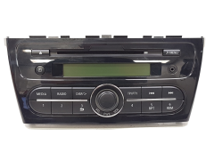 Rádio leitor de CD Mitsubishi Space Star 8701A621 DY-1 ME3E21-4-T