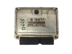 Unidade de Controlo 038906012FN 0281010686 VW Seat Bosch 3281