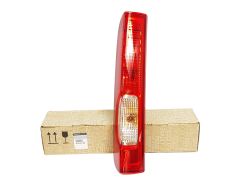 Farol Esquerdo Traseira Renault Trafic 2 8200415250 Novo Original