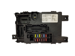 Caixa de fusíveis Fiat 00517817580 28050016 Delphi 18872