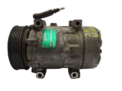 Compressor do Ar Condicionado Renault Scenic I 7700866828 SD7V16 1132F Sanden 6997