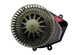 Motor do Ventilador do Aquecedor VW Passat Audi A4 8D1820021 740221233F 1084