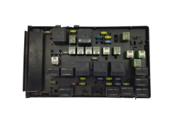 Caixa de fusíveis Chrysler 04727458AC