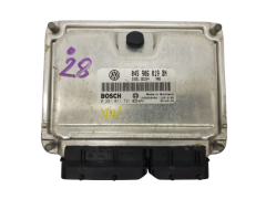 Unidade de Controlo do Motor ECU VW 045906019BN 0281011721 Bosch