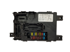 Caixa de fusíveis Fiat 00517986150 28094319 97RI-010040 Delphi 19700
