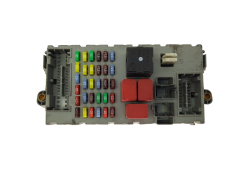 Caixa de fusíveis 50513353 CPL Alfa Romeo Delphi 20447