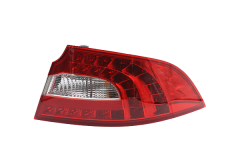 Farol Traseira Direita Fazer Skoda Superb 3TD945096 89450882202 DPA
