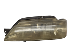 Farol Esquerdo Peugeot 605 6204J1 88200843 Valeo