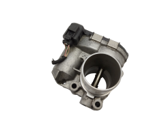 Válvula do corpo do acelerador 8200330810--E 0281002681 Renault Nissan 2.0 DCI