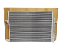 Condensador de ar condicionado Renault 921008539R Original