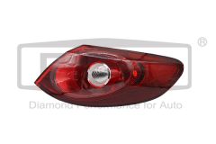 Farol Direita 3C8945096D 99451788702 VW Passat CC DPA