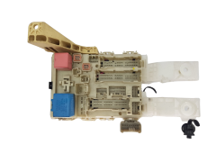 Caixa de fusíveis 82730-0D290 Toyota 19147