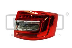 Farol Direita 5E5945112B 99451801602 Skoda Octavia 3 DPA