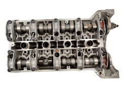 Cabeça do motor Mercedes-Benz R1110162101 2.2 16V 111961