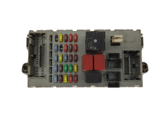 Caixa de fusíveis Fiat 51744898 NPL 46520600 CPL Delphi 20618