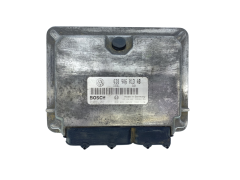 Unidade de Controlo 038906013AB 0281001911 Seat Bosch 63636