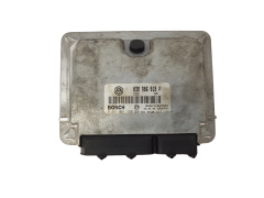 Unidade de Controlo 038906018P 0281001720 Volkswagen Bosch 3685