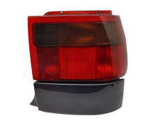 Farol Direito Traseira 95656606 Citroen ZX Hatchback Valeo 13096