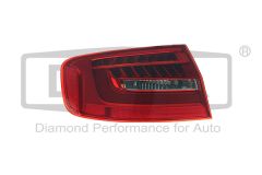 Farol Traseira Esquerda 8K5945095AC 99451822702 Audi A4 DPA