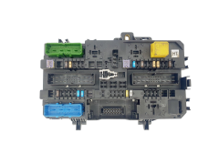 Caixa de fusíveis 13222173 5DK008669-33 Opel GM Hella