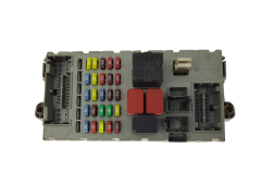 Caixa de fusíveis Fiat 51744898 NPL 46520600 CPL Delphi 20398