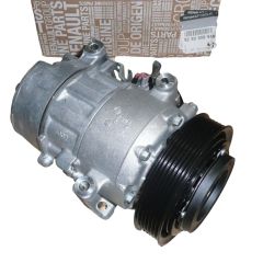 Compressor do Ar Condicionado Novo Original 926000994R Renault 1.5 DCI Compressor do Ar Condicionado Novo Original 926000994R Renault 1.5 DCI