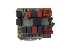 Caixa de fusíveis Fiat 46558760 19499