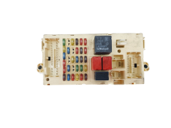 Caixa de fusíveis Fiat 46758961 38753