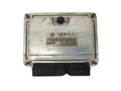 Unidade de Controlo 038906012CE 0281010257 Skoda Bosch 3373