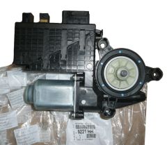 Motor do regulador de janela Esquerdo Frente Novo Original 9221HH Citroen C4 Picasso