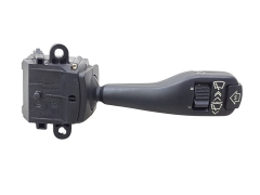 Interruptor do limpa para-brisas BMW 5 8375407