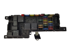 Caixa de fusíveis Volvo 9452993 518322110 19034