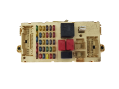 Caixa de fusíveis Alfa Romeo 51711428 NPL 46558758 501208570100 20410