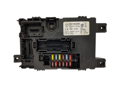 Caixa de fusíveis Fiat 00517954290 28079637 Delphi 19719