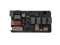 Caixa de fusíveis Chevrolet 96427973 Tyco 20151