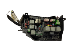 Caixa de fusíveis Ford 6G9T-14A067-AB
