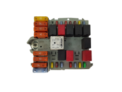 Caixa de fusíveis Fiat 51738102 0051738102057657 19876