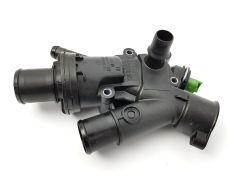 Caixa do Termostato Original Citroen Peugeot 407 C5 2.0 HDI 9803648780 Caixa do Termostato Original Citroen Peugeot 407 C5 2.0 HDI 9803648780