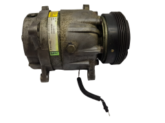 Compressor do Ar Condicionado Renault Megane I 7700273320 1135284 5284 Delphi 6987