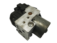 Bomba Abs Nissan Almera 476605M303 0273004596 Bosch 63601