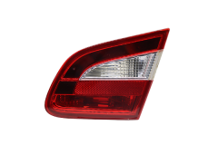 Farol Traseira Direita Fazer Skoda Superb 3TD945094 89450882402 DPA