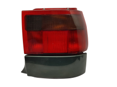 Farol Direito Traseira 95656606 Citroen ZX Hatchback Valeo 13097