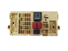 Caixa de fusíveis Fiat 46758961 46812234 NPL 20095